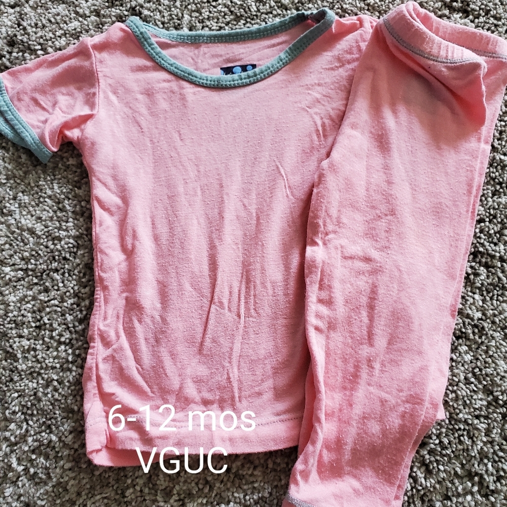 Kickee pants 6-12 mos 2 piece pajamas